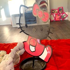 pink sparkly hello kitty earring holder